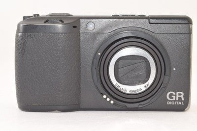 RICOH GR DIGITAL II COMPACT DIGITAL CAMERA LARGE MONITOR FOR PARTS NOT WORKING