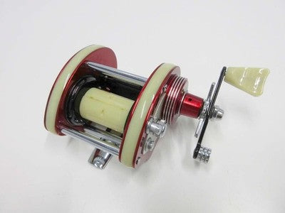 J.A.COXE BRONSON INVADER 26 BAITCASTING REEL MADE IN USA FISHING NEAR MINT
