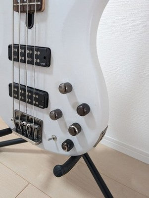 YAMAHA TRBX504 4-STRING BASS GUITAR, ROSEWOOD FINGERBOARD, TRANSLUCENT