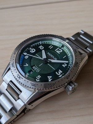 NODUS SECTOR PILOT PHANTOM NH36 GREEN LIMITED 10 AUTO WATCH 39MM USA DAYDATE GMT