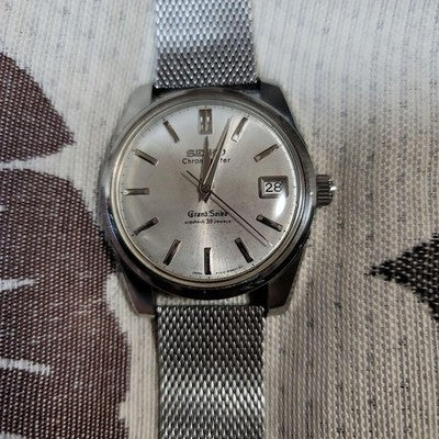 SEIKO GRAND SEIKO SECOND MEN'S WRISTWATCH ROUND FACE JAPAN MADE STAINLESS STEEL
