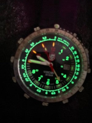 LUMINOX 8830 8831RH QUARTZ WATCH BLACK DIAL COMPASS BAND SWISS MADE BOX PAPERS
