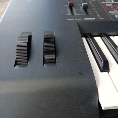 Yamaha MOX6 61-KEY SYNTHESIZER KEYBOARD FULLY TESTED SOUND OUTPUT WORKING UNIT