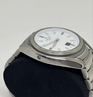JUNGHANS INTEGRAL MEGA RADIO-CONTROLLED MEN'S WRISTWATCH ROUND FACE GERMAN MADE