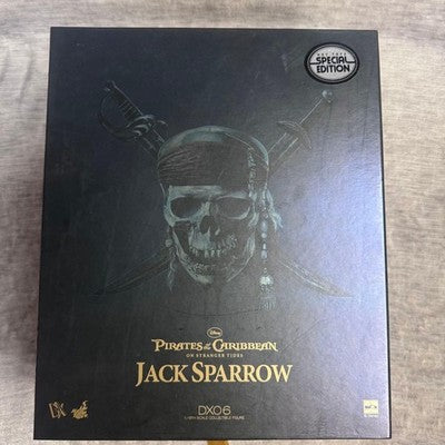 HOT TOYS DX JACK SPARROW 1/6 FIGURE PIRATES OF THE CARIBBEAN ON STRANGER TIDES