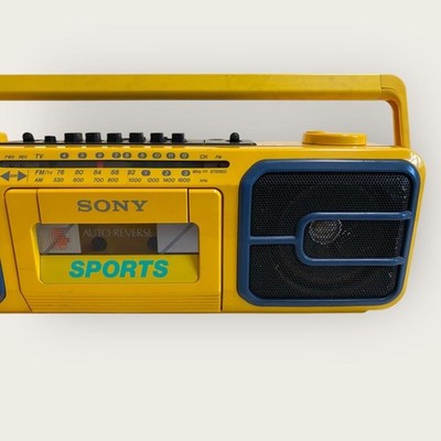 SONY CFS-V75 SPORTS STEREO CASSETTE CORDER AUTO REVERSE FM AM YELLOW AC100V DC9V