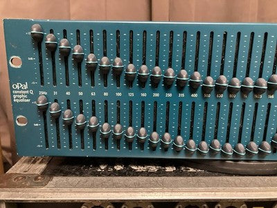 BSS FCS-966 2 CHANNEL 30 BAND 1/3 OCTAVE GRAPHIC EQUALIZER 100V HIBINO TESTED