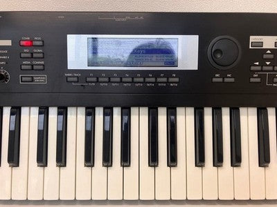 KORG TR76 76KEY WORKSTATION SYNTHESIZER FULLY WORKING USED JAPAN KEYBOARD