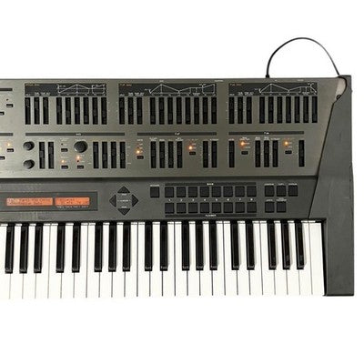 ROLAND JD-800 SYNTHESIZER 61-KEY KEYBOARD W/ CASE MANUAL DISK FROM JAPAN