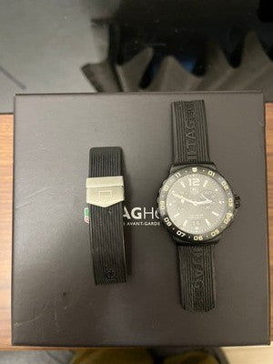 TAG HEUER FORMULA 1 WAU111D QUARTZ BLACK DIAL RUBBER STRAP MEN'S WATCH USED