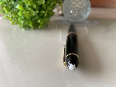 MONTBLANC MEISTERSTUCK 146 FOUNTAIN PEN 14K GOLD F NIB WHITE INTERIOR UNUSED