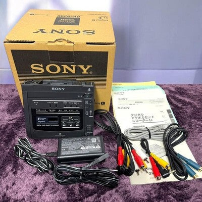 SONY GV-D200 DIGITAL8 HI8 8MM PORTABLE VIDEO CASSETTE RECORDER DECK W/REMOTE