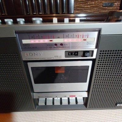 SONY CFS-V1 BOOMBOX CASSETTE RADIO FM/AM SHOWA RETRO VINTAGE 1979