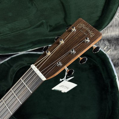 MARTIN D-28 STANDARD 2022 ACOUSTIC GUITAR WITH HARD CASE SITKA SPRUCE