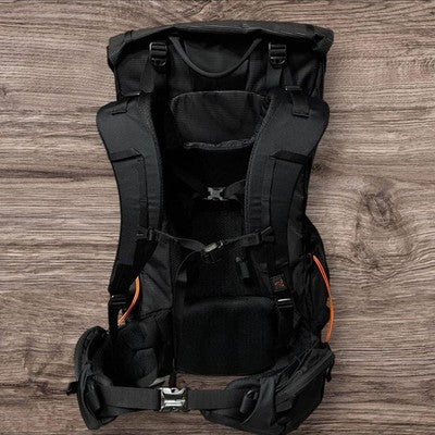 MYSTERY RANCH RADIX 31 BLACK BACKPACK 31L HIKING TRAVEL OUTDOOR BAG GOOD USED