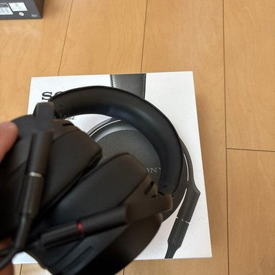 SONY MDR-Z7M2 HI-RES AUDIO OVER-EAR HEADPHONES PREMIUM SOUND USED GOOD USED