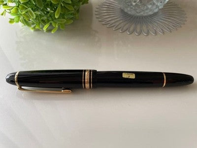 MONTBLANC MEISTERSTUCK 146 FOUNTAIN PEN 14K GOLD F NIB WHITE INTERIOR UNUSED