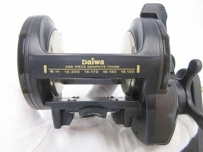 DAIWA TOURNAMENT ISHIDAI SS-30SH LONG-DISTANCE STANDARD PLUS CARBON HANDLE