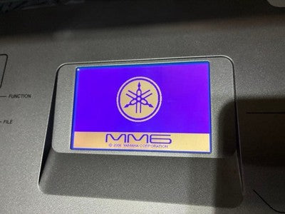 YAMAHA MM6 61-KEY SYNTHESIZER TESTED WORKING W/ ORIGINAL CASE ADAPTER JAPAN
