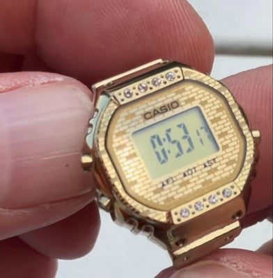 CASIO RING WATCH CRW-001JB-9JR J BALVIN COLLABORATION GOLD UNUSED W/BOX