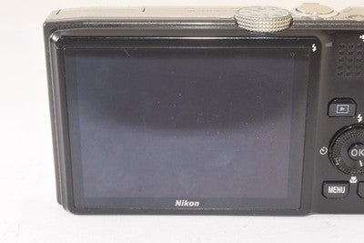 NIKON COOLPIX S8200 SILVER COMPACT DIGITAL CAMERA FOR PARTS NOT WORKING