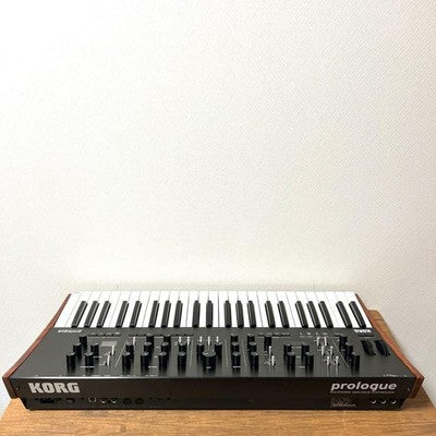 KORG PROLOGUE 8 ANALOG POLYPHONIC SYNTHESIZER KEYBOARD EXCELLENT CONDITION JAPAN