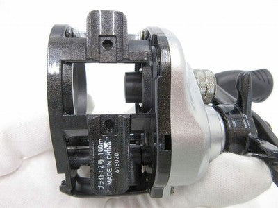 DAIWA 11 SMACK 100H BODY BAITCASTING REEL PARTS FISHING SILVER EXCELLENT++++