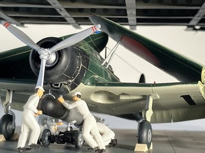 1/72 AKAGI MIDWAY DIORAMA B5N KATE AIRCRAFT CARRIER MODEL BUILT PAINTED