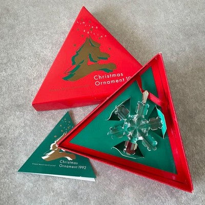 SWAROVSKI 1992 CHRISTMAS SNOWFLAKE CRYSTAL ORNAMENT WITH BOX RARE GOOD LIMITED