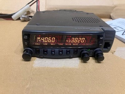 KENWOOD J-LESS TM-733GV 20W ENTHUSIAST 145/433 FOR PARTS OR NOT WORKING