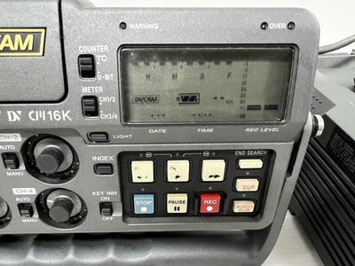 SONY DSR-50 DVCAM DIGITAL VIDEO CASSETTE RECORDER AC-DN2B ADAPTER USED