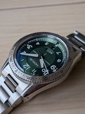 NODUS SECTOR PILOT PHANTOM NH36 GREEN LIMITED 10 AUTO WATCH 39MM USA DAYDATE GMT