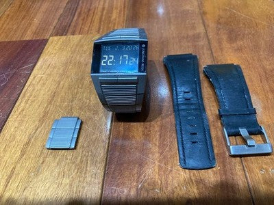JUNGHANS MEGA 1000 RADIO CONTROLLED WATCH MEN'S TITANIUM BRACELET W/BOX & MANUAL
