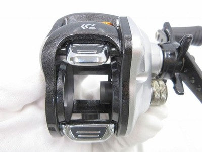 DAIWA 11 SMACK 100H BODY BAITCASTING REEL PARTS FISHING SILVER EXCELLENT++++