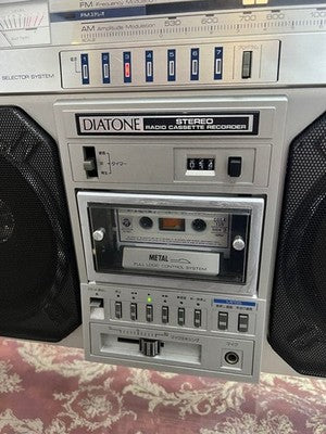 DIATONE JR-711 STEREO RADIO CASSETTE BOOMBOX CONFIRMED OPERATION USED FROM JAPAN
