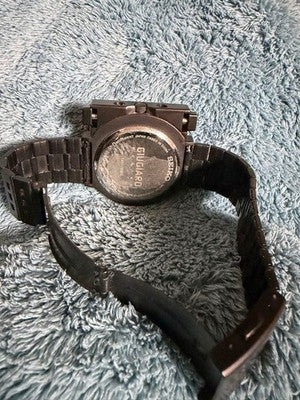 SEIKO SCED037 GIUGIARO ALIEN 2 REISSUE LIMITED 3000PCS QUARTZ CHRONOGRAPH AS IS