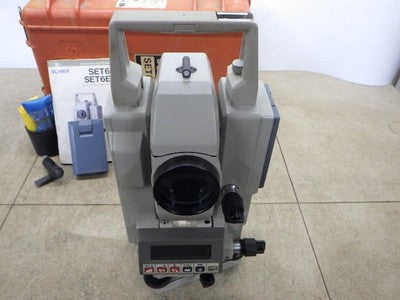 SOKKIA SET6ES TOTAL STATION SURVEYING INSTRUMENT - CHARGER NOT INCLUDED AS IS