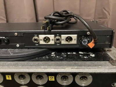 MEYER SOUND B-2A SIGNAL PROCESSOR FOR USW-1 650-R2 WORKING PRO AUDIO CROSSOVER