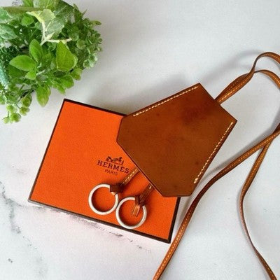 HERMES CLOCCHETTE KEY RING LEATHER NECKLACE BROWN C MARGIELA WITH BOX AUTHENTIC
