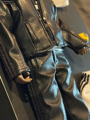 ADIDAS KOBE BRYANT ACTION FIGURE DOLL RARE PROMO COLLECTIBLE UNUSED W/ BOX
