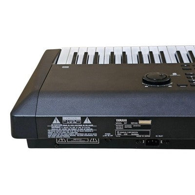 YAMAHA W7 61-KEY WORKSTATION SYNTHESIZER MADE IN JAPAN W/ ORIGINAL HARD CASE