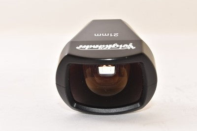 VOIGTLANDER 21MM VIEWFINDER CLEAR FIELD OF VIEW THANKS TO OPTICAL DESIGN