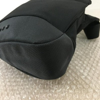 TUMI 5132D SHOULDER BAG MESSENGER POUCH T-TECH CENTRE ZIP POUCH BLACK x RED