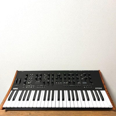 KORG PROLOGUE 8 ANALOG POLYPHONIC SYNTHESIZER KEYBOARD EXCELLENT CONDITION JAPAN
