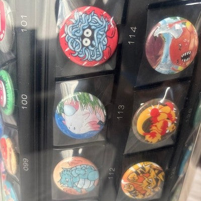 POKEMON CENTER 15TH ANNIVERSARY POKEMON BADGE 151 LIMITED 10000PCS