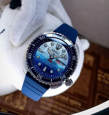 SEIKO PROSPEX SBDY137 JAWS 50TH ANNIVERSARY LIMITED EDITION AUTO WATCH MINT