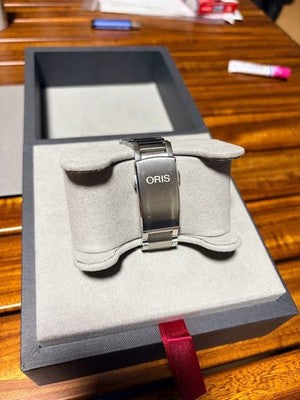 ORIS AQUIS SOURCE OF LIFE LIMITED EDITION BLUE DIAL AUTOMATIC WATCH BOX JP