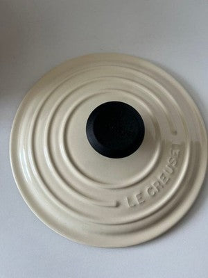 LE CREUSET COCOTTE RONDE 18CM PEACOCK ORANGE CAST IRON POT DISCONTINUED USED