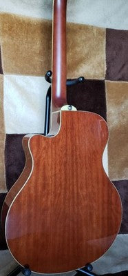 YAMAHA APX-700II-12 NT 12 STRING ELECTRO ACOUSTIC GUITAR W/HARD CASE