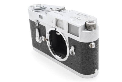 LEICA M2 35MM FILM CAMERA RANGEFINDER SILVER CHROME TESTED